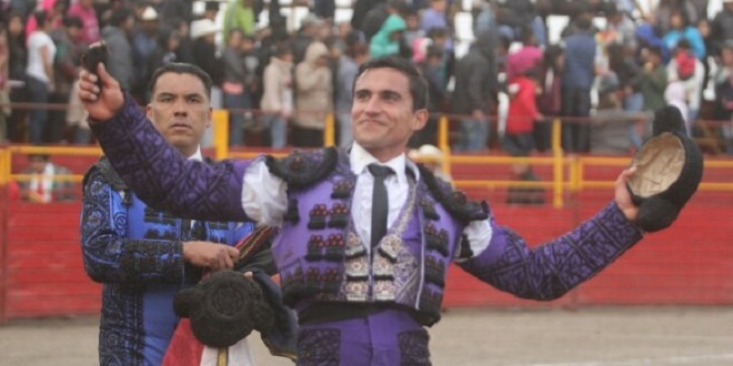Corta David Aguilar oreja en HUEYOTLIPAN (*Fotos*)
