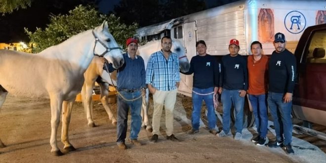 ¡Ya vienen los caballos del centauro yucateco CUAUHTÉMOC AYALA